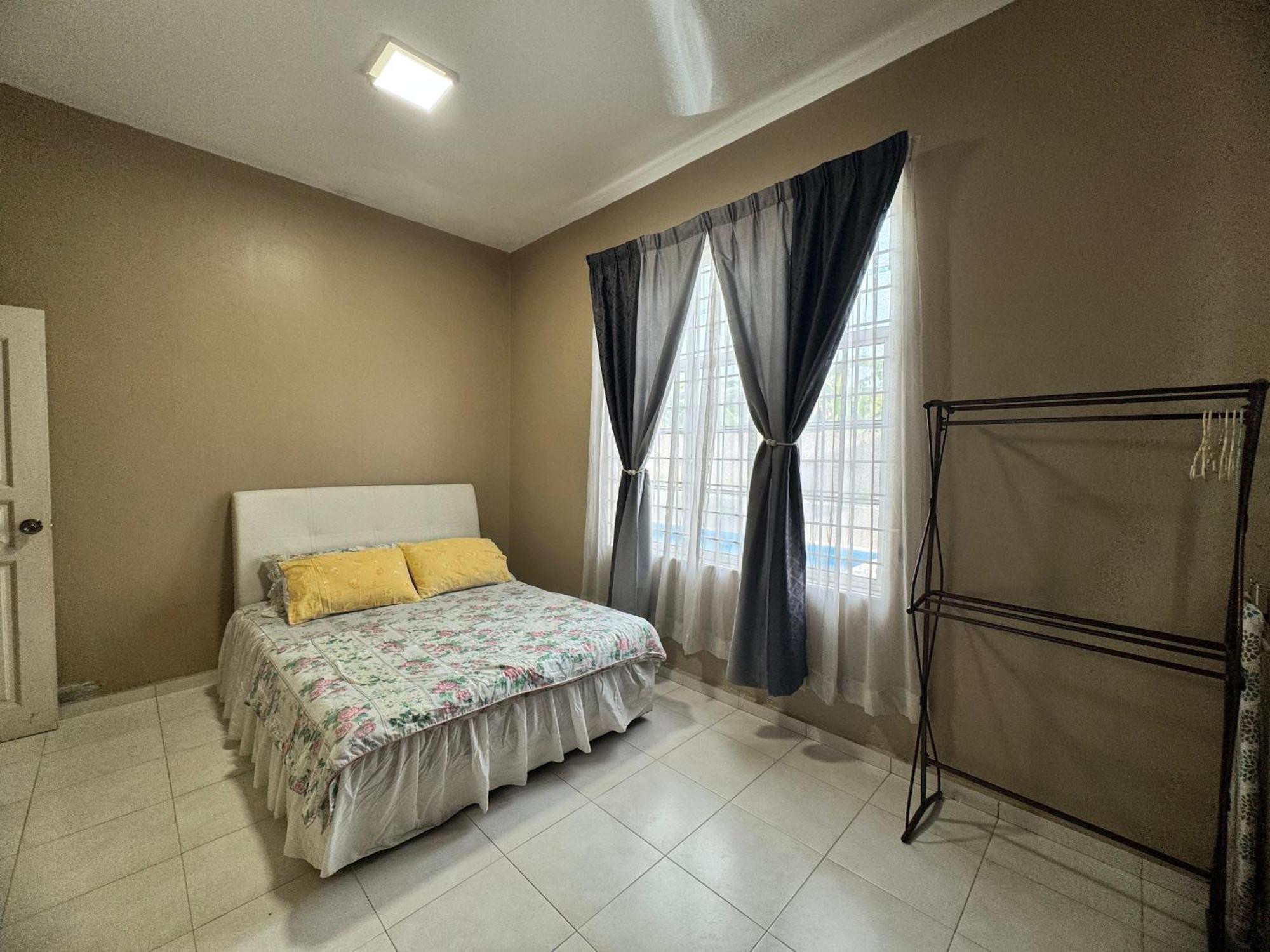 Homestay Melaka Executive Exterior photo