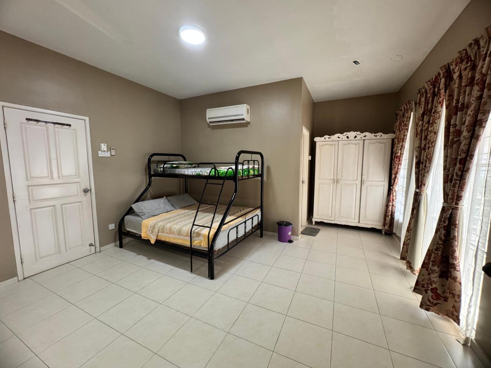 Homestay Melaka Executive Exterior photo