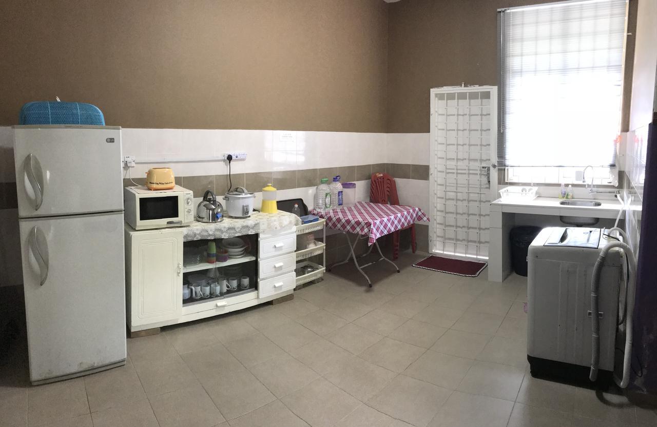 Homestay Melaka Executive Exterior photo